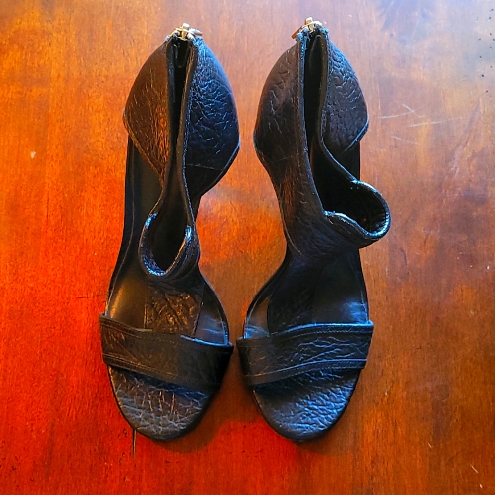 Women's Tory Burch Black Heels Size 9.5 M